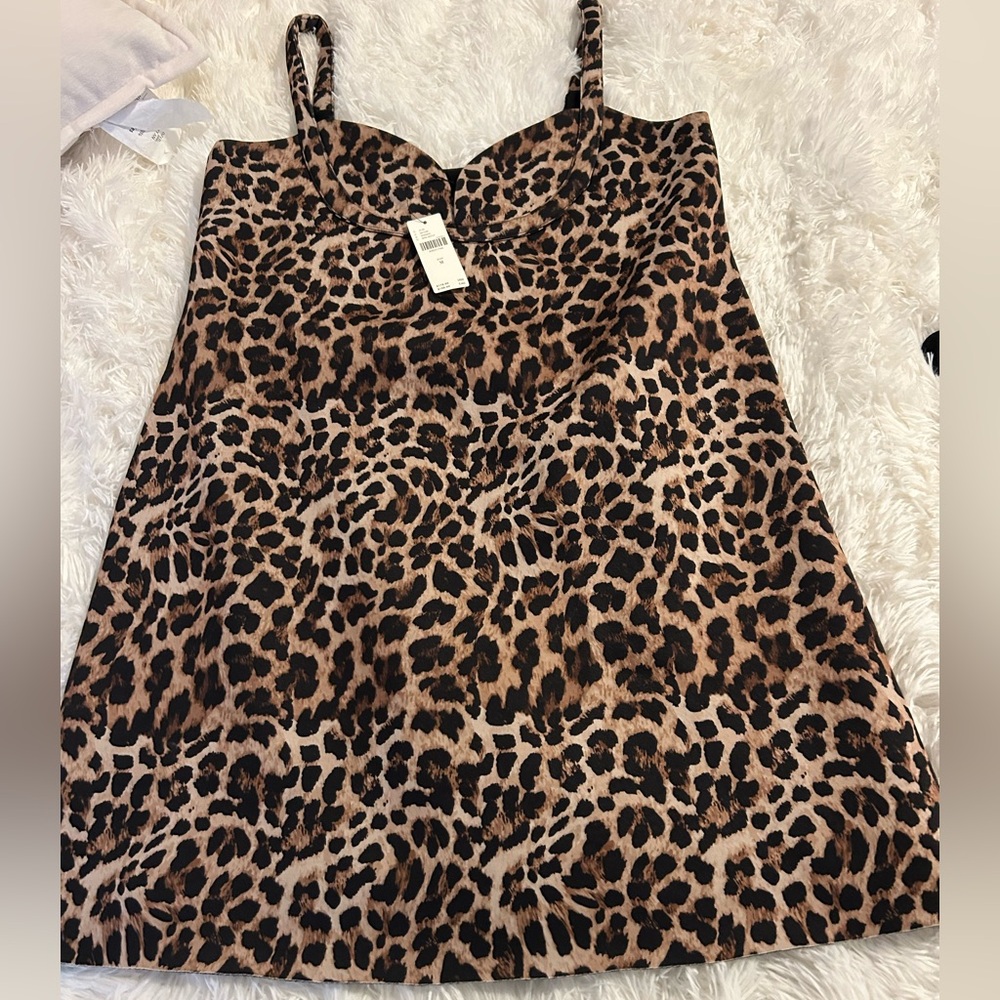 ANTHROPOLOGIE NWT Leopard Print dress sz medium
